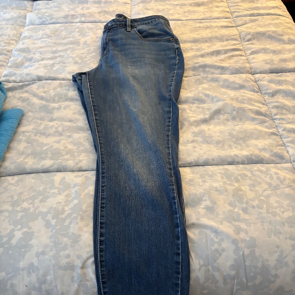 Universal Thread Ladies Jeans